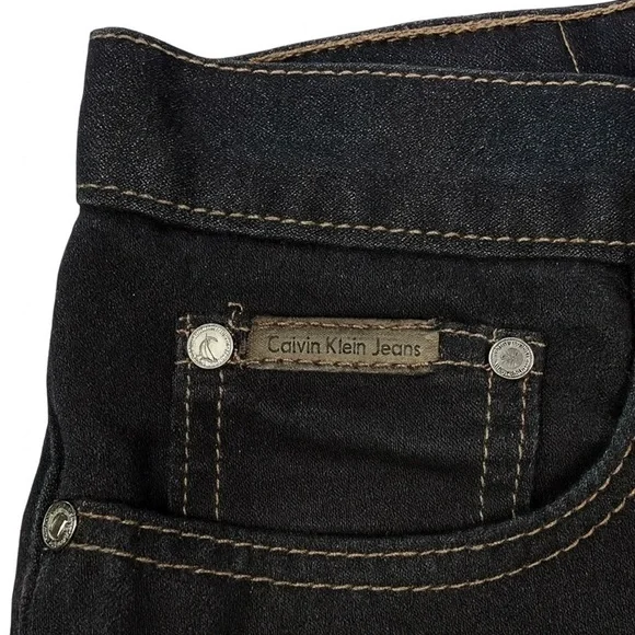 Calvin Klein Jeans size 6 black denim shorts. 29” waist, 15” length, 5” Inseam - Picture 3 of 3